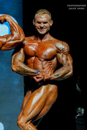 CLASSIC PHYSIQUE +178